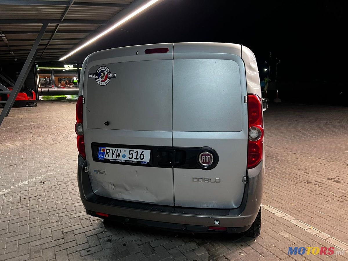 2012' Fiat Doblo photo #5