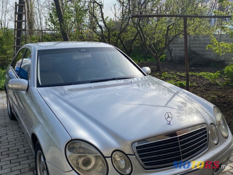 2003' Mercedes-Benz E Класс photo #1