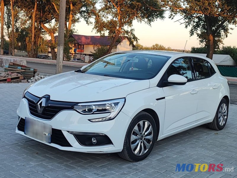 2020' Renault Megane photo #1