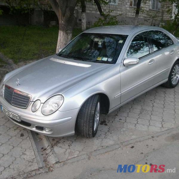 2003' Mercedes-Benz E-Class photo #1