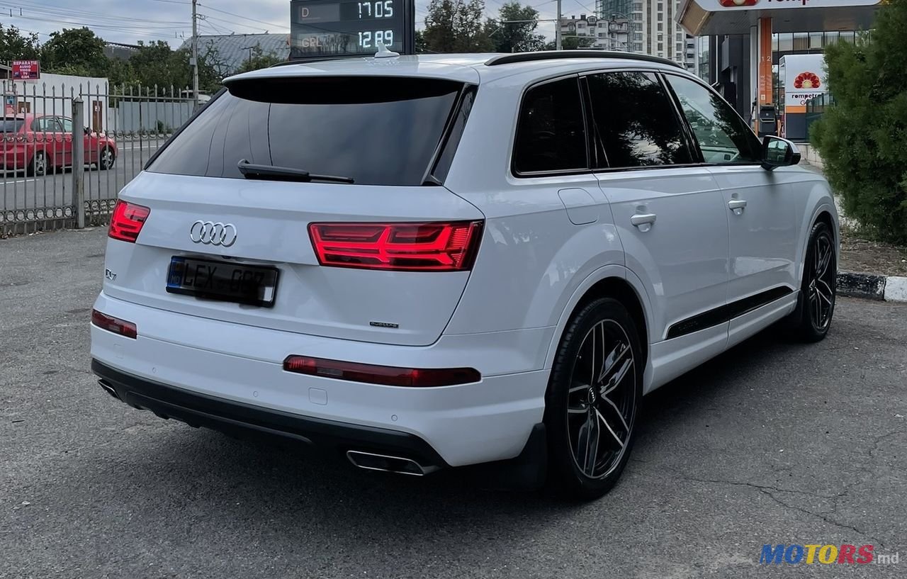 2017' Audi Q7 photo #3