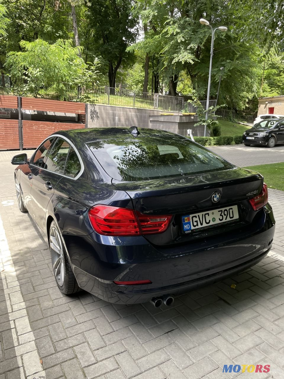 2015' BMW 4 Series photo #2