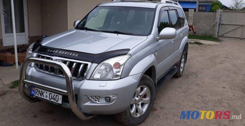 2003' Toyota Land Cruiser Prado photo #1