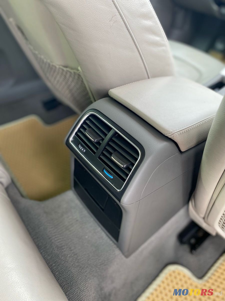 2010' Audi A4 photo #5