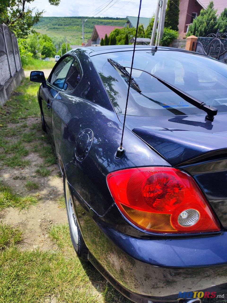 2003' Hyundai Coupe photo #6