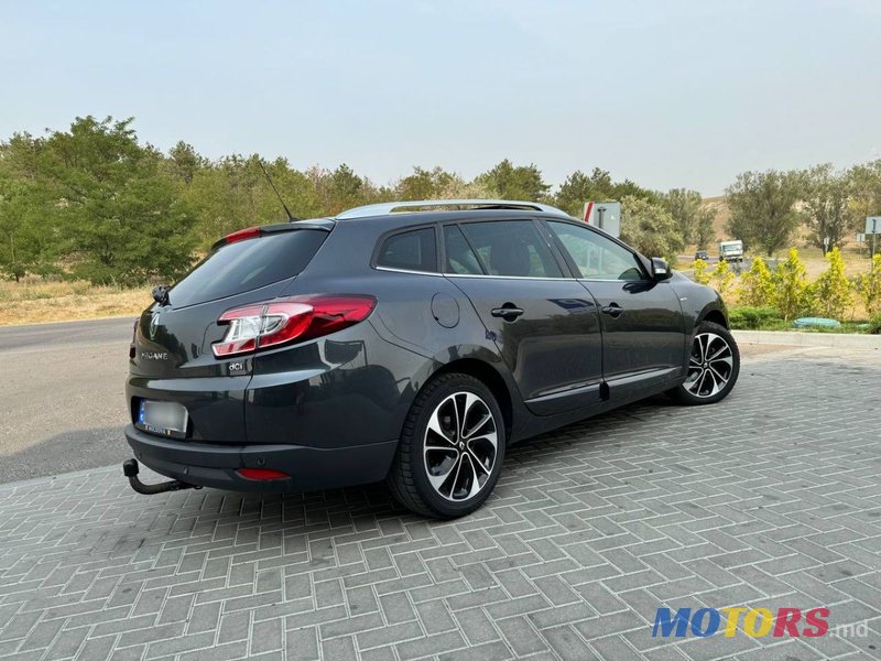 2014' Renault Megane photo #4