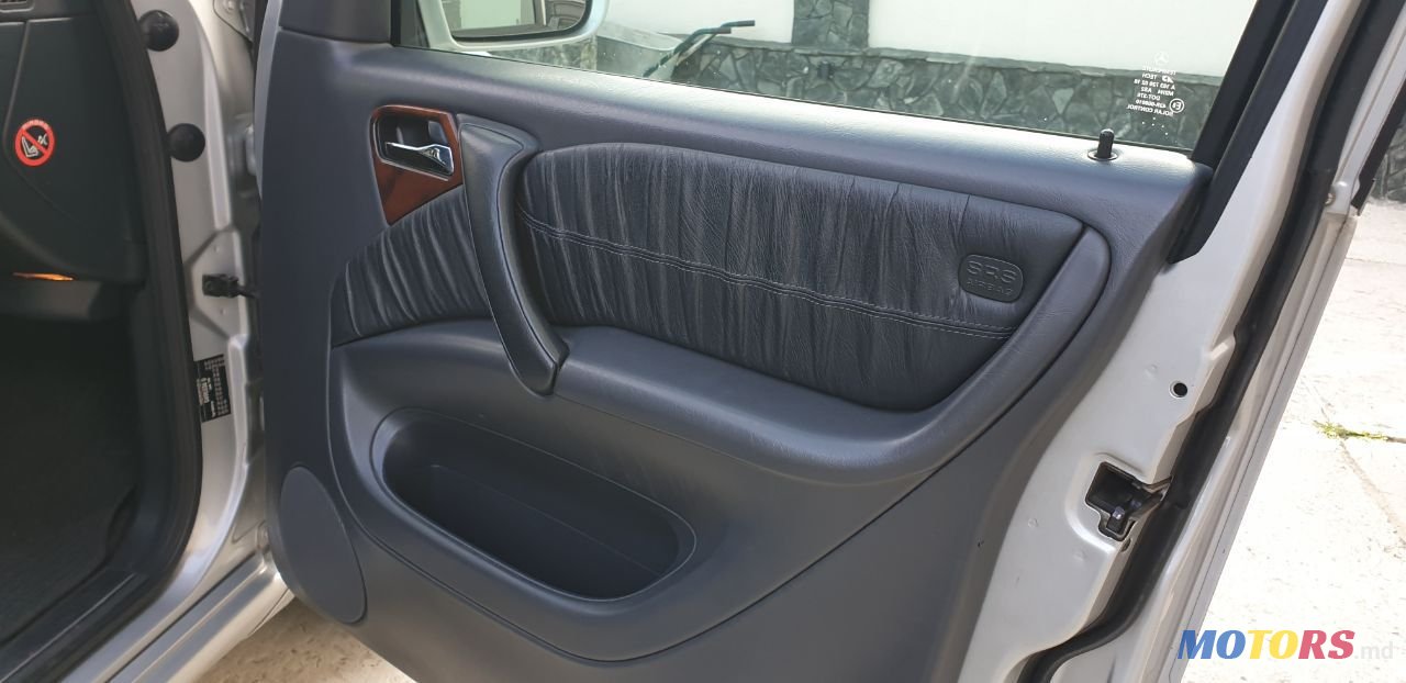 2002' Mercedes-Benz M-Class photo #6