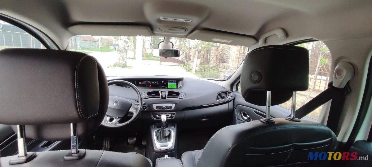 2016' Renault Grand Scenic photo #6