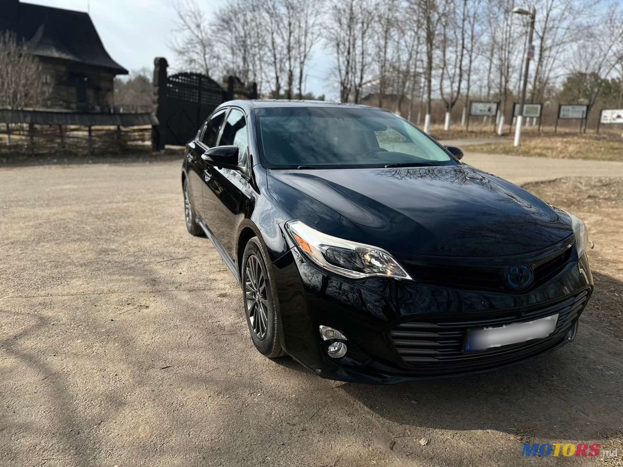 2014' Toyota Avalon photo #2