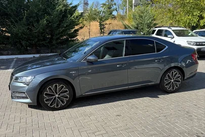2020' Skoda Superb