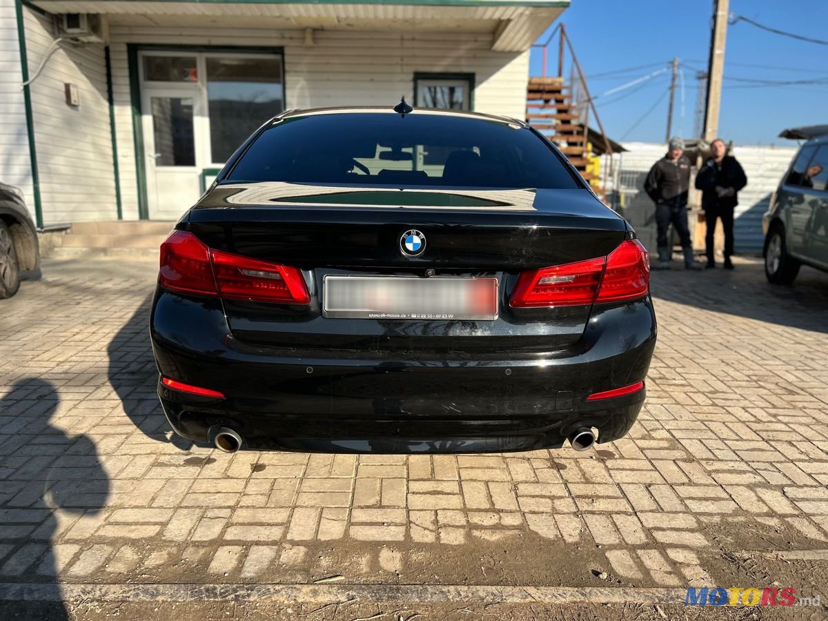2019' BMW 5 Series photo #3