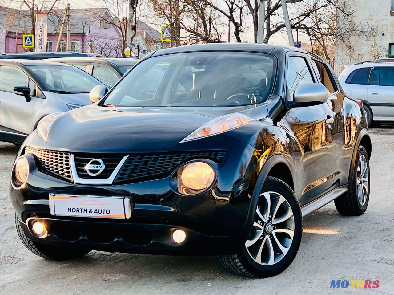 2012' Nissan Juke photo #1