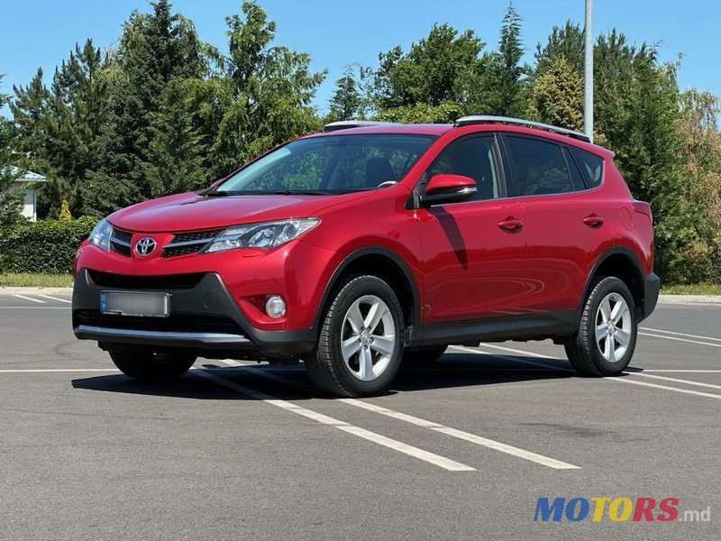 2013' Toyota RAV4 photo #1