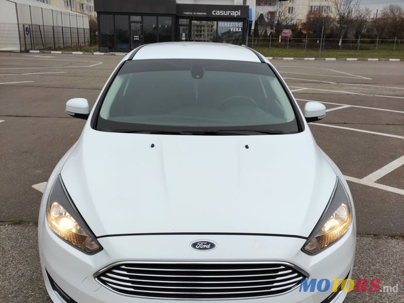2015' Ford Focus photo #3
