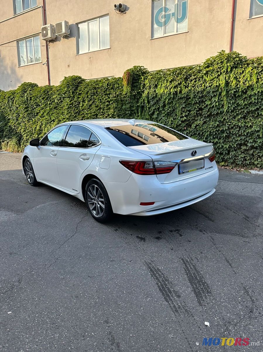 2017' Lexus Es Series photo #3