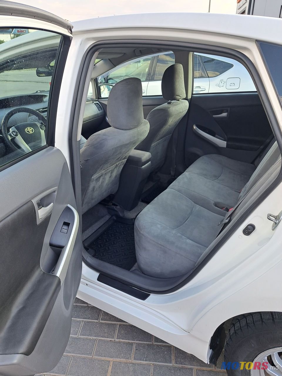 2009' Toyota Prius photo #6