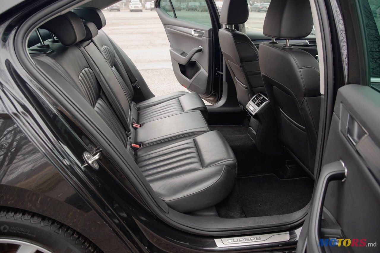 2019' Skoda Superb photo #6