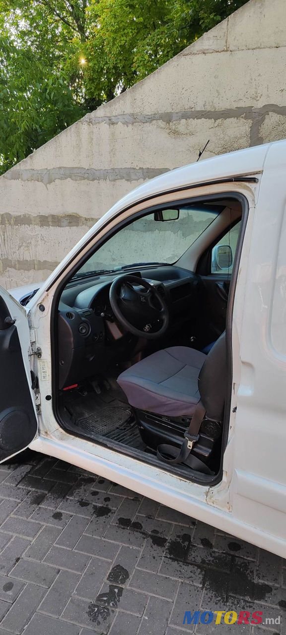 2003' Peugeot Partner photo #6