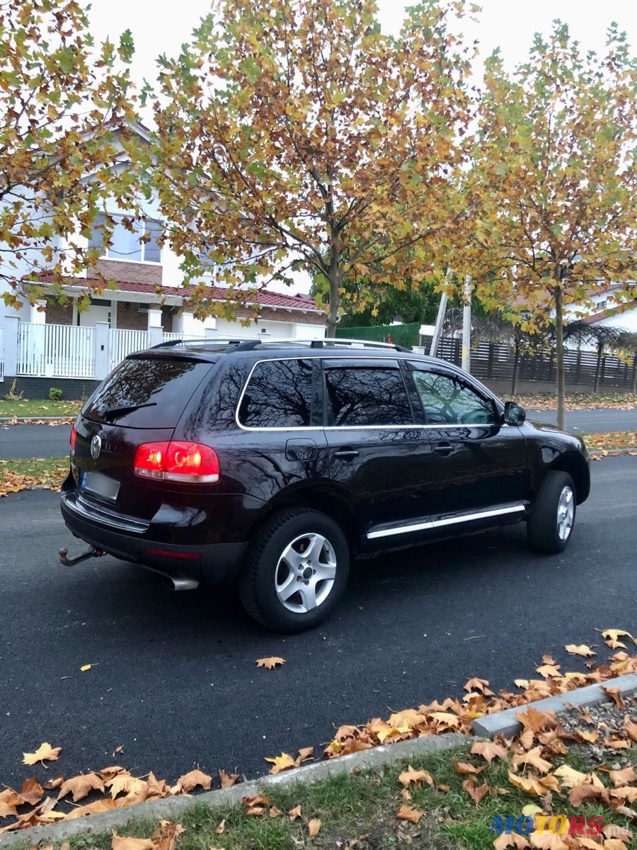 2006' Volkswagen Touareg photo #5