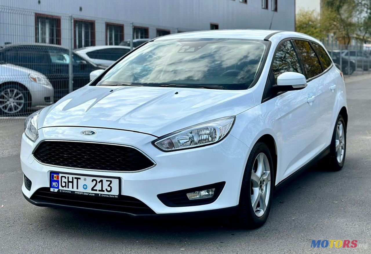 2016' Ford Focus photo #1