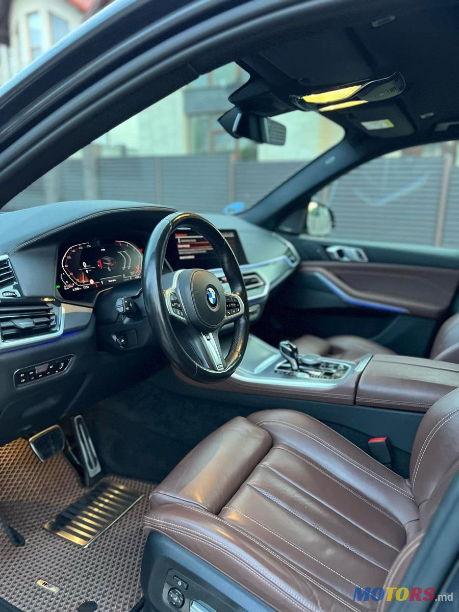 2020' BMW X5 photo #6