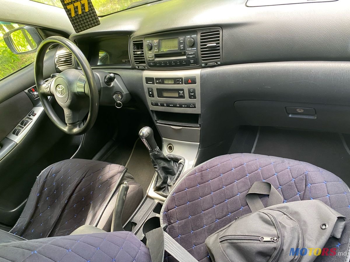 2004' Toyota Corolla photo #6