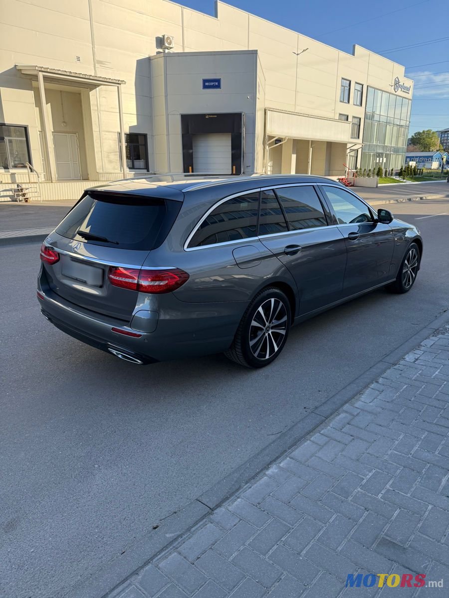 2020' Mercedes-Benz E-Class photo #4