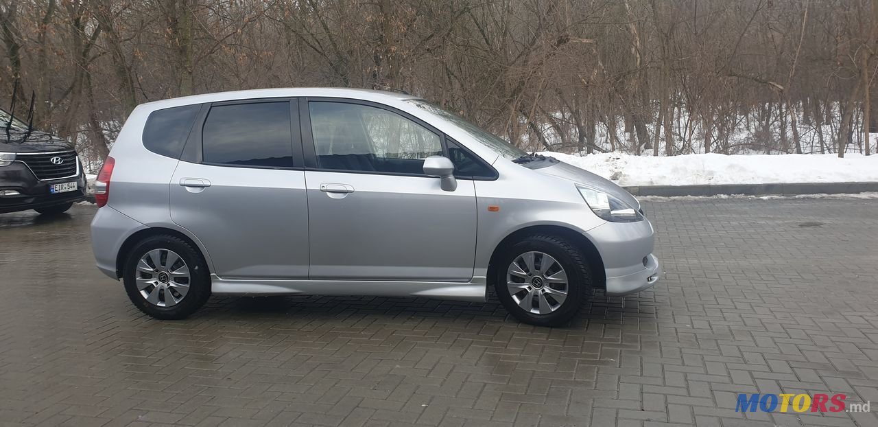 2004' Honda Jazz photo #5