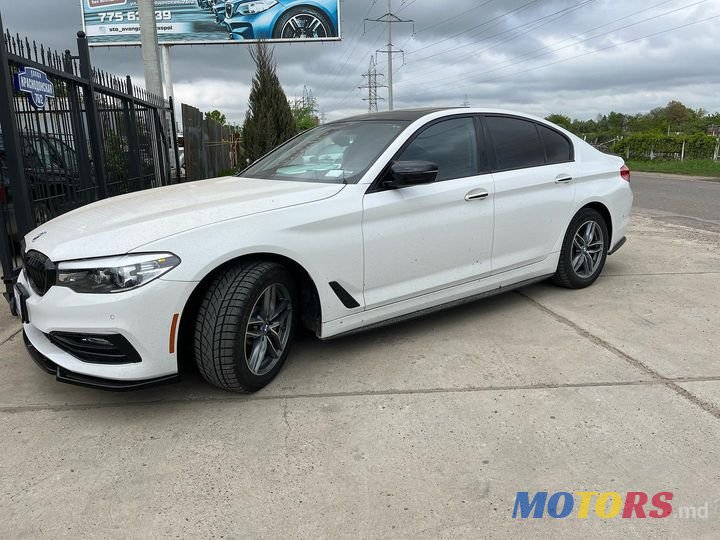 2017' BMW 5 Series photo #5