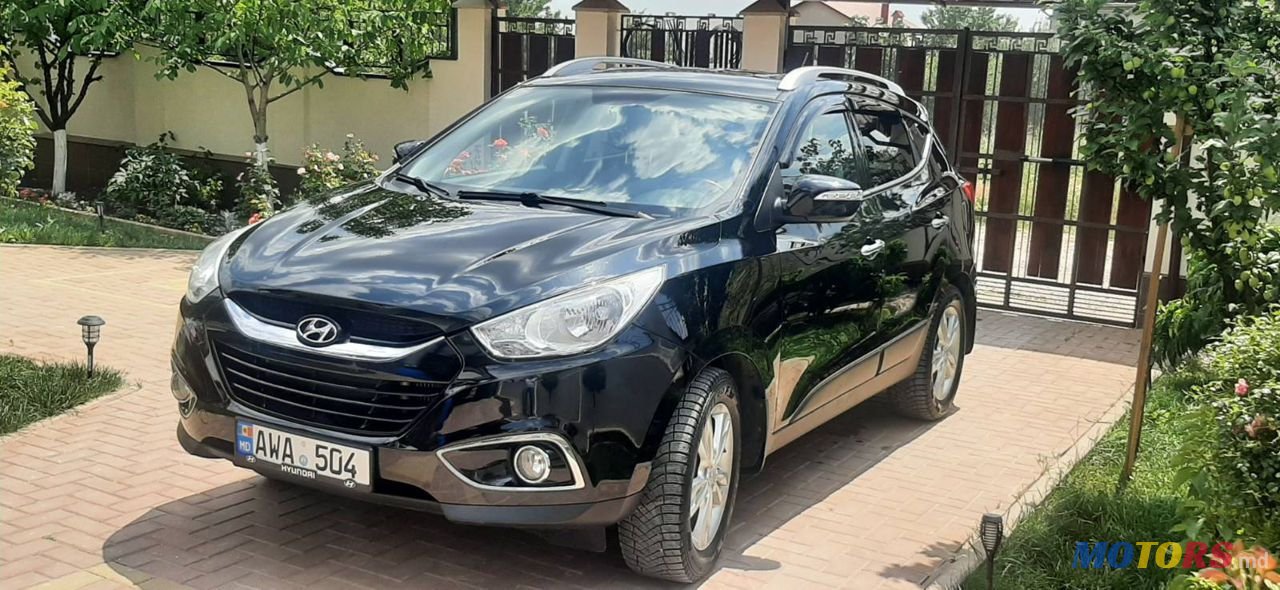 2011' Hyundai ix35 photo #1