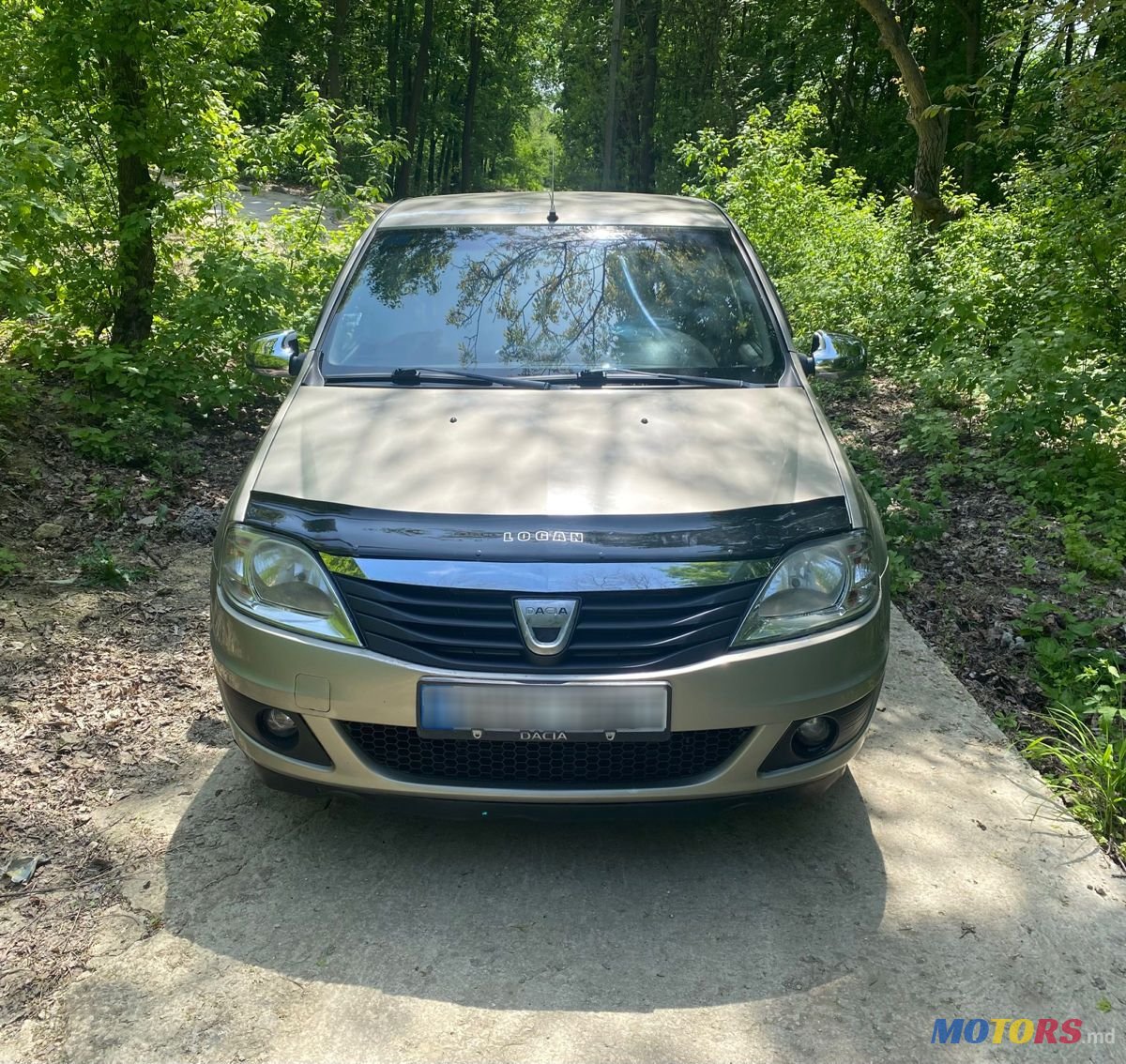 2011' Dacia Logan photo #1