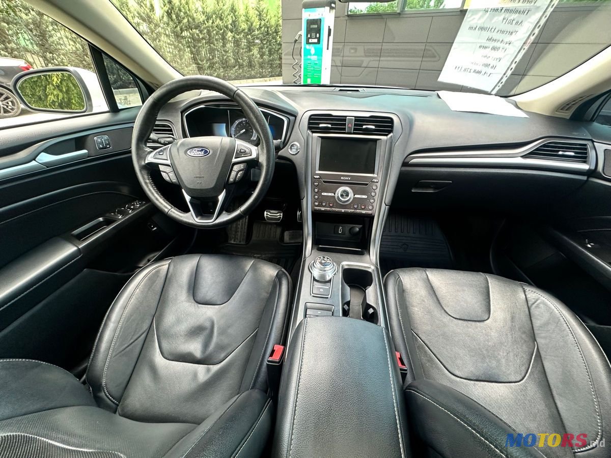 2017' Ford Fusion photo #6