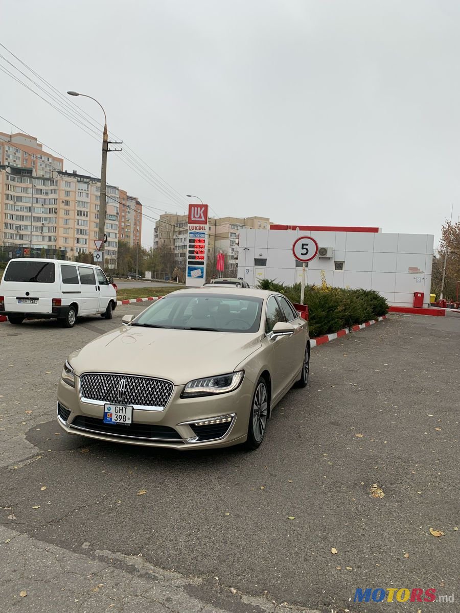 2017' Lincoln MKZ photo #6