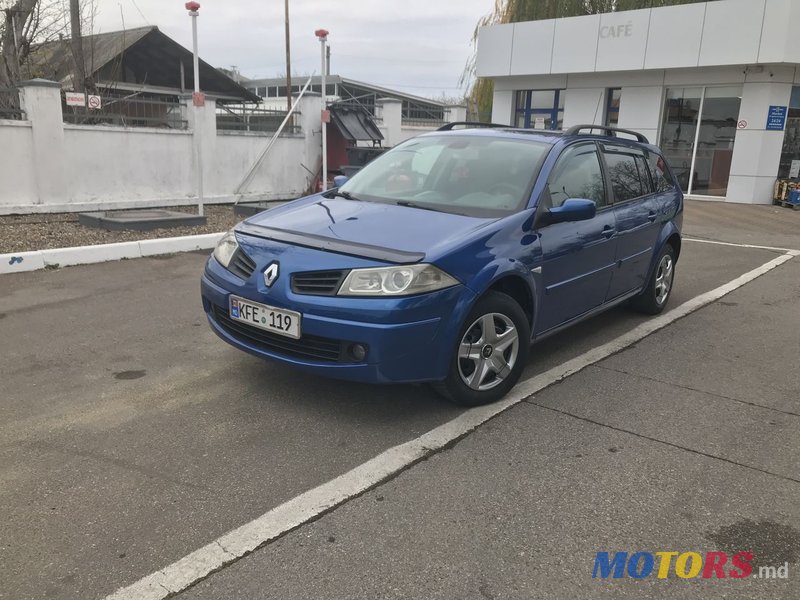 2008' Renault Megane photo #2