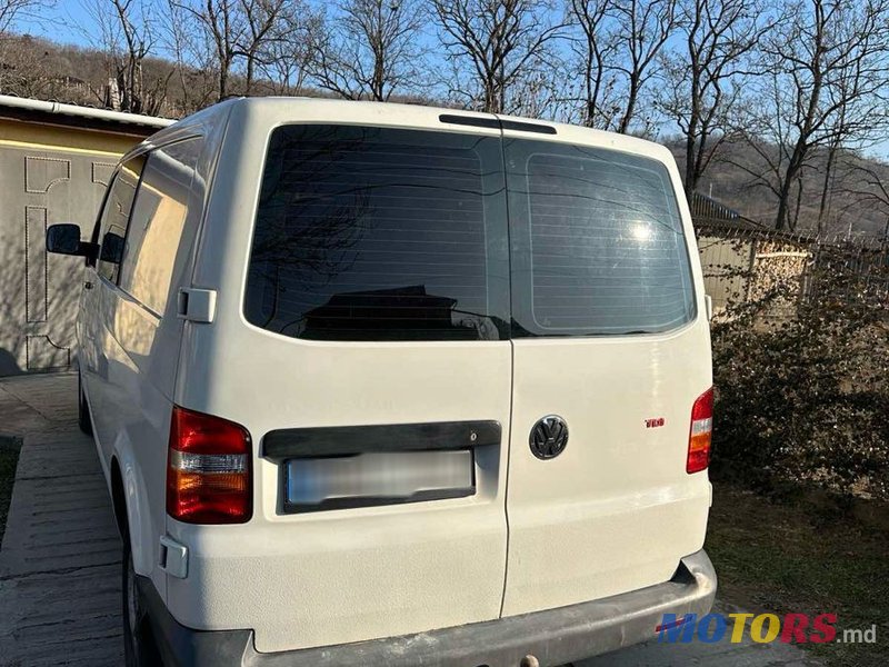 2007' Volkswagen Transporter photo #3