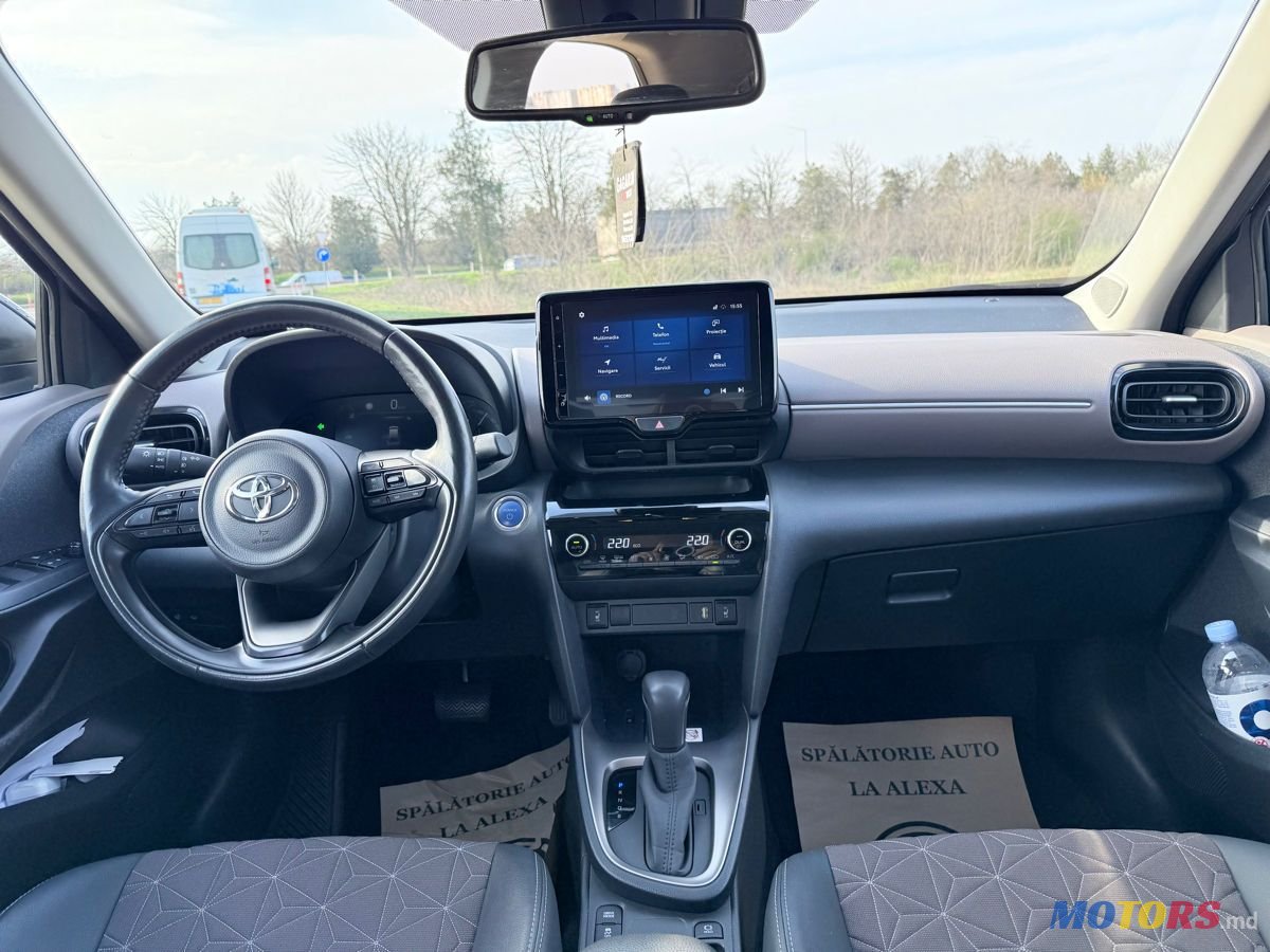 2022' Toyota Yaris Cross photo #5
