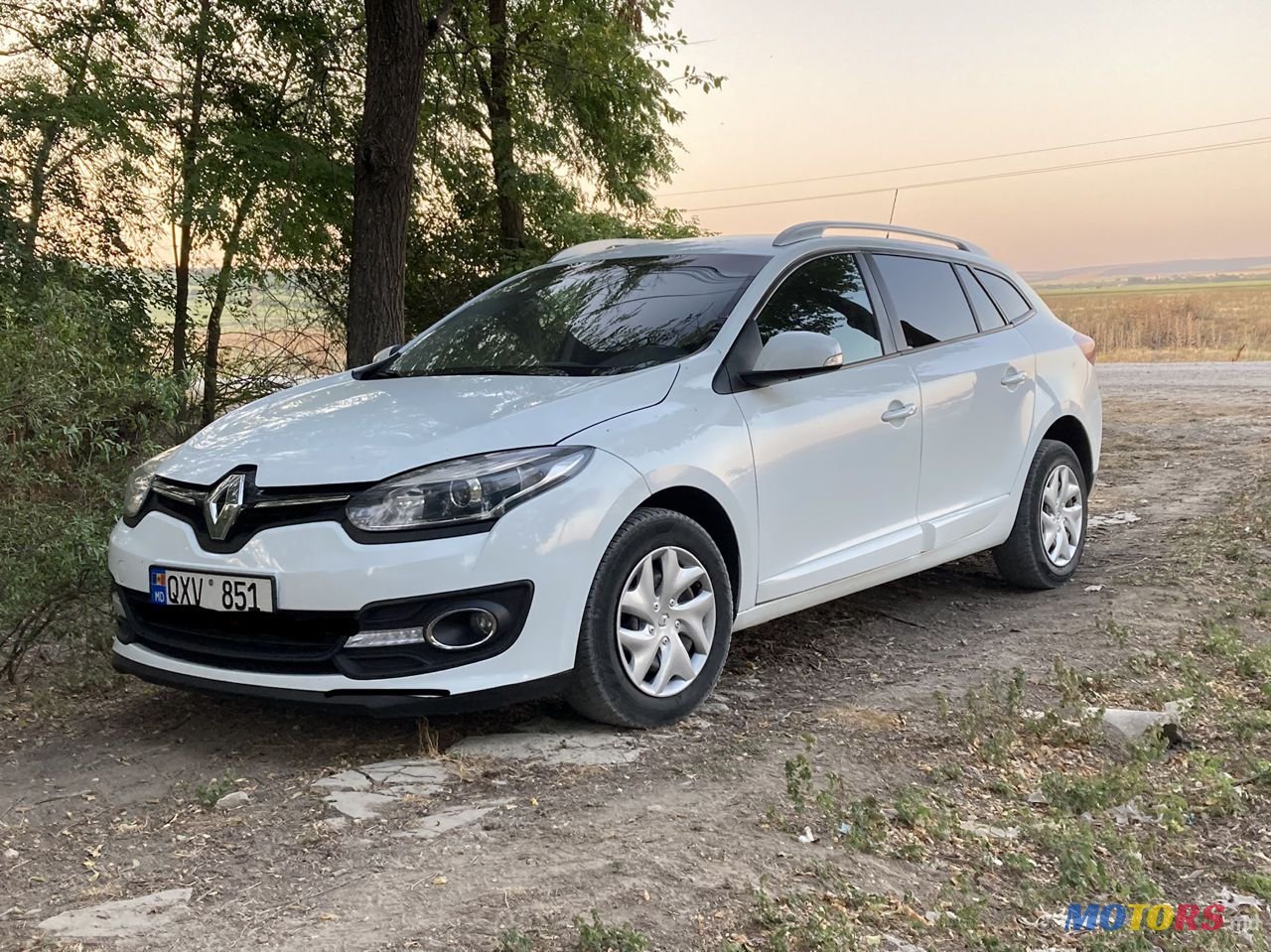 2014' Renault Megane photo #1