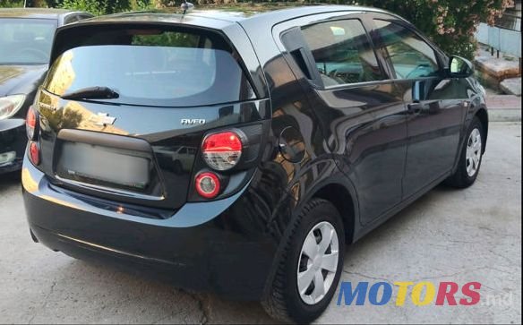 2011' Chevrolet Aveo photo #2