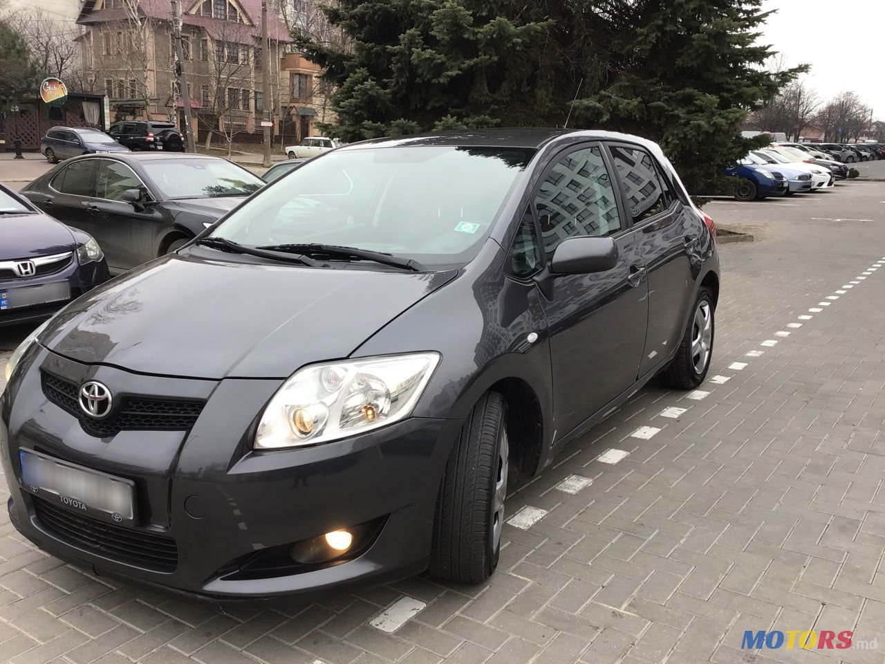 2007' Toyota Auris photo #1