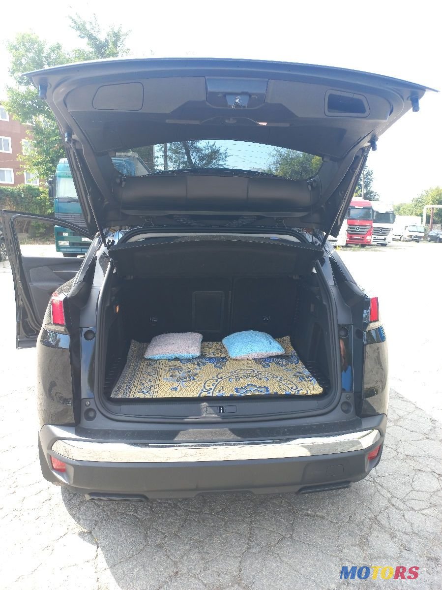 2018' Peugeot 3008 photo #5