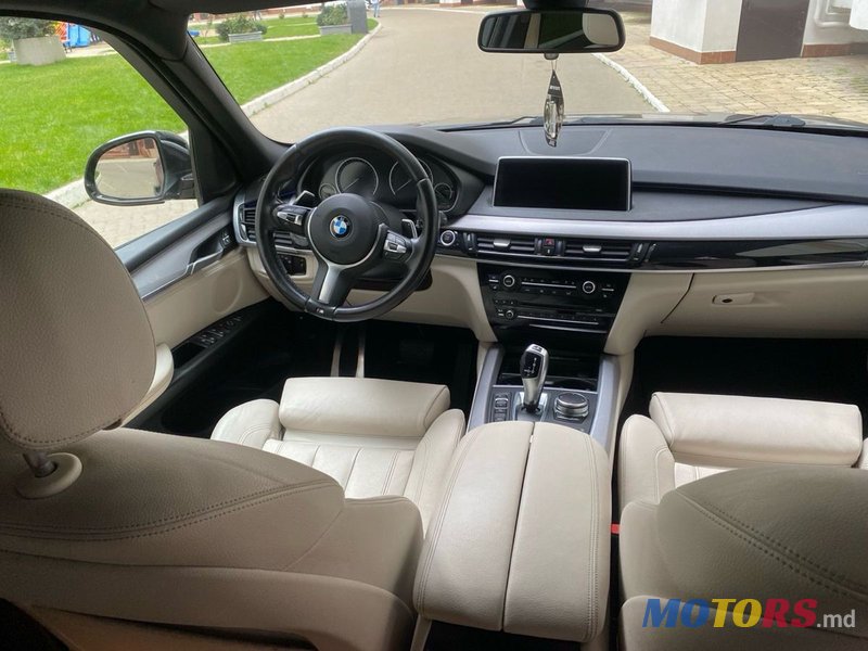 2017' BMW X5 photo #6