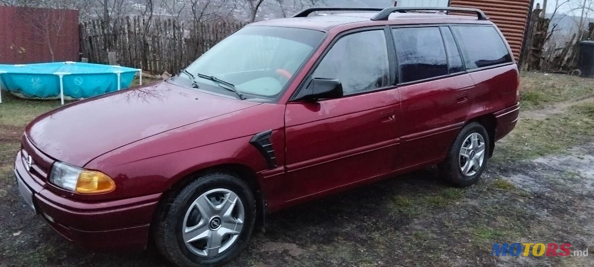 1992' Opel Astra photo #2