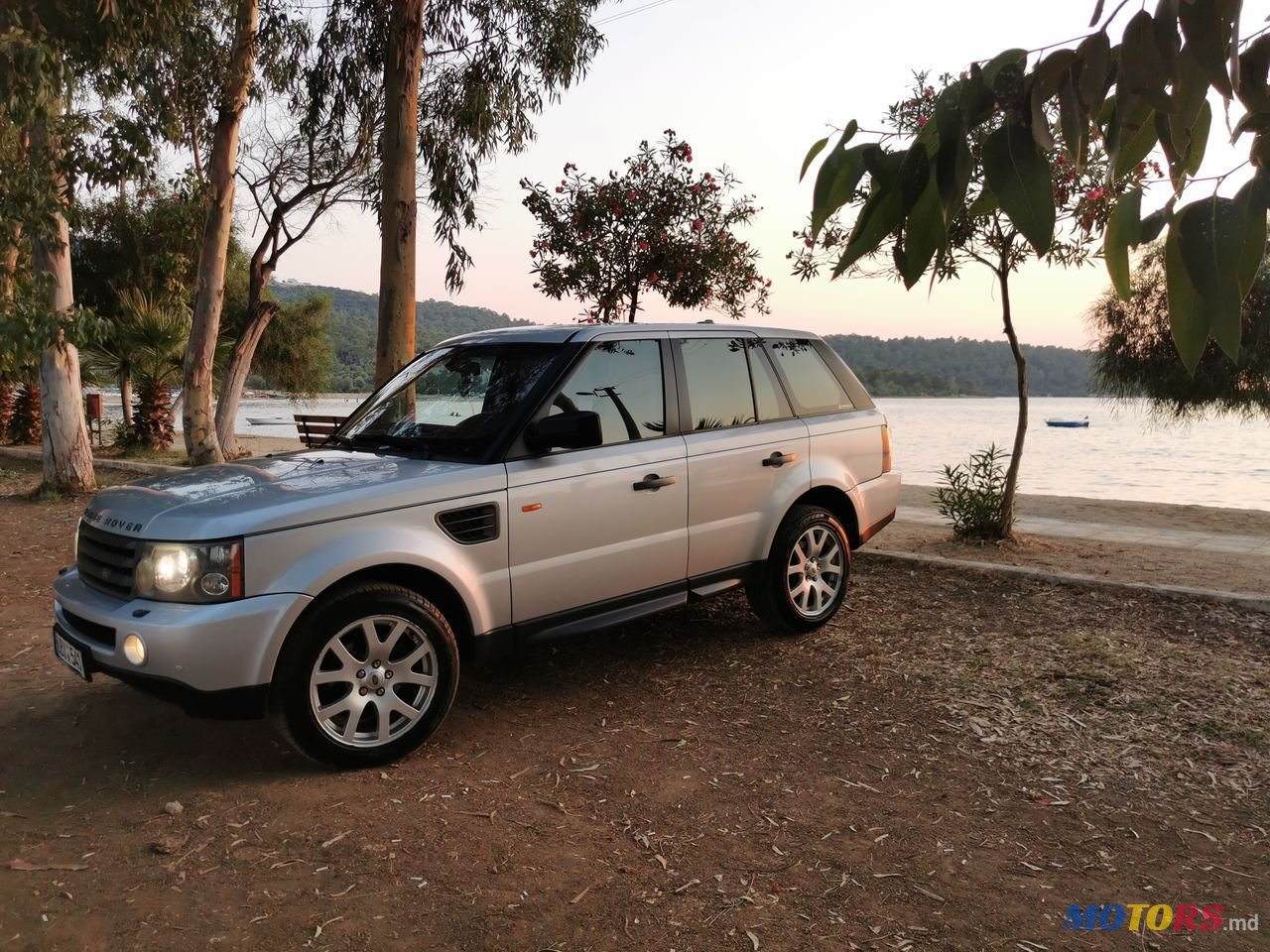 2007' Land Rover Range Rover Sport photo #4