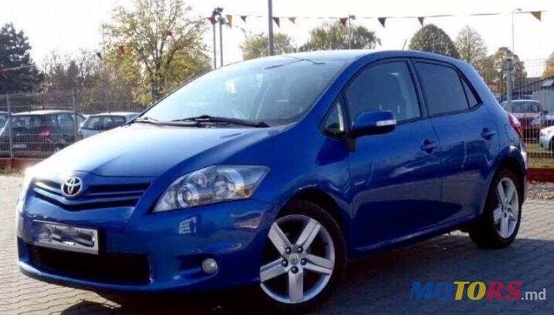 2010' Toyota Auris photo #1
