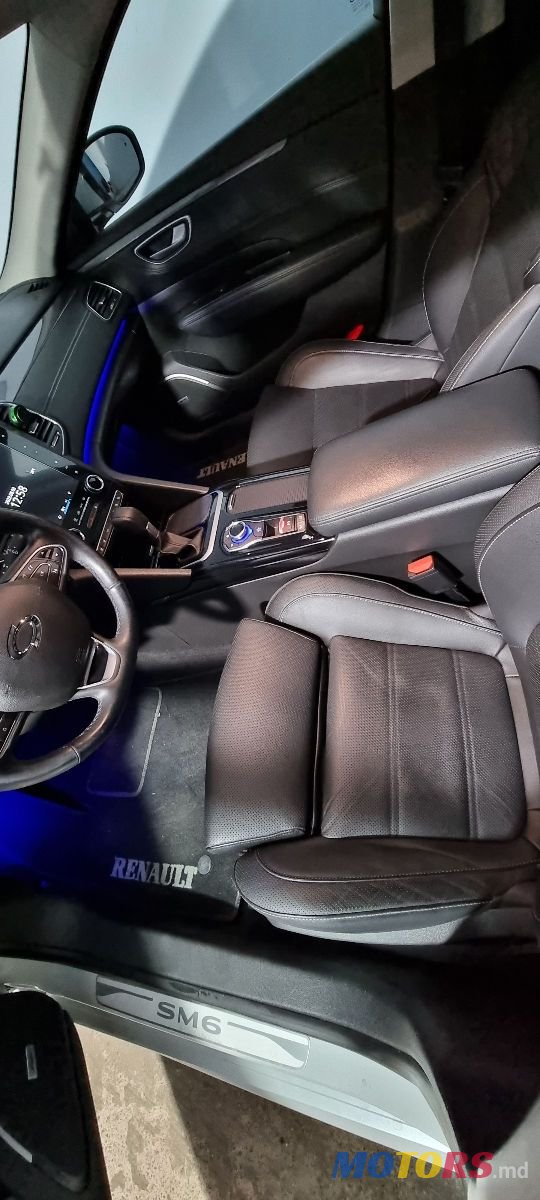 2017' Renault Talisman photo #2