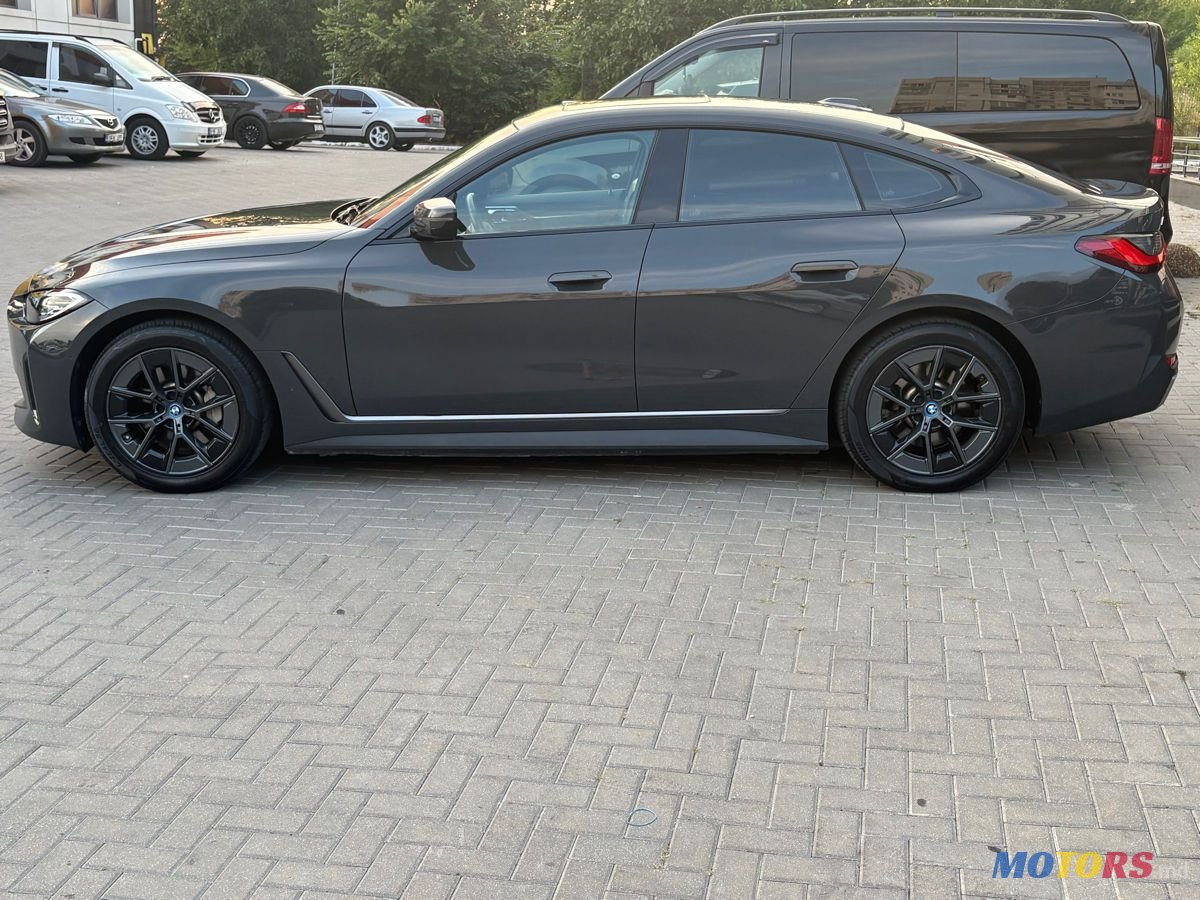 2023' BMW i4 photo #2