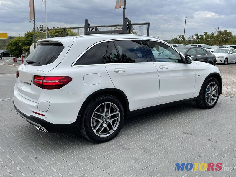 2018' Mercedes-Benz Glc photo #3