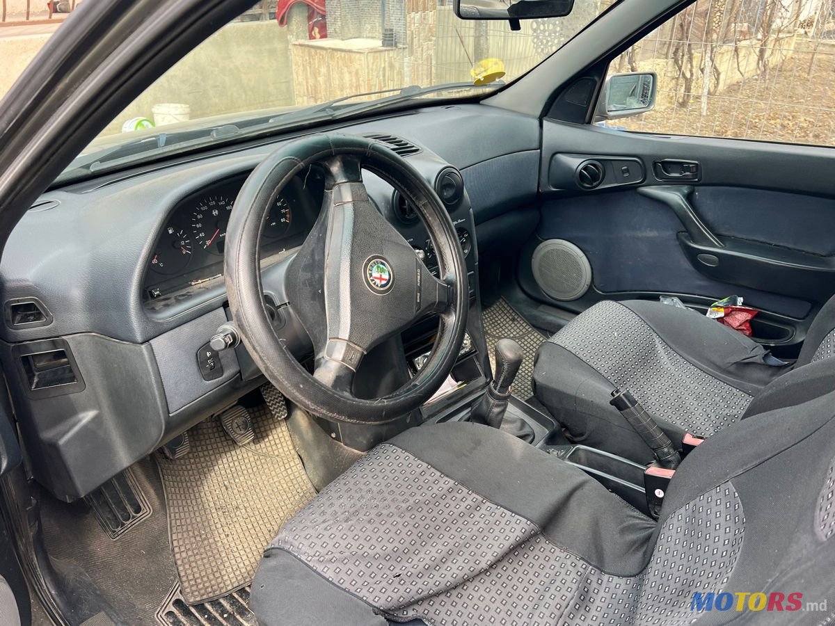 1999' Alfa Romeo 147 photo #6