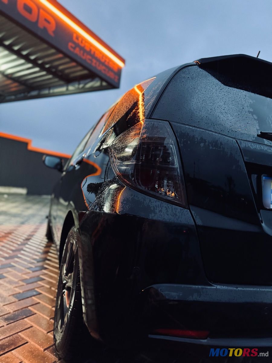 2012' Honda Jazz photo #5