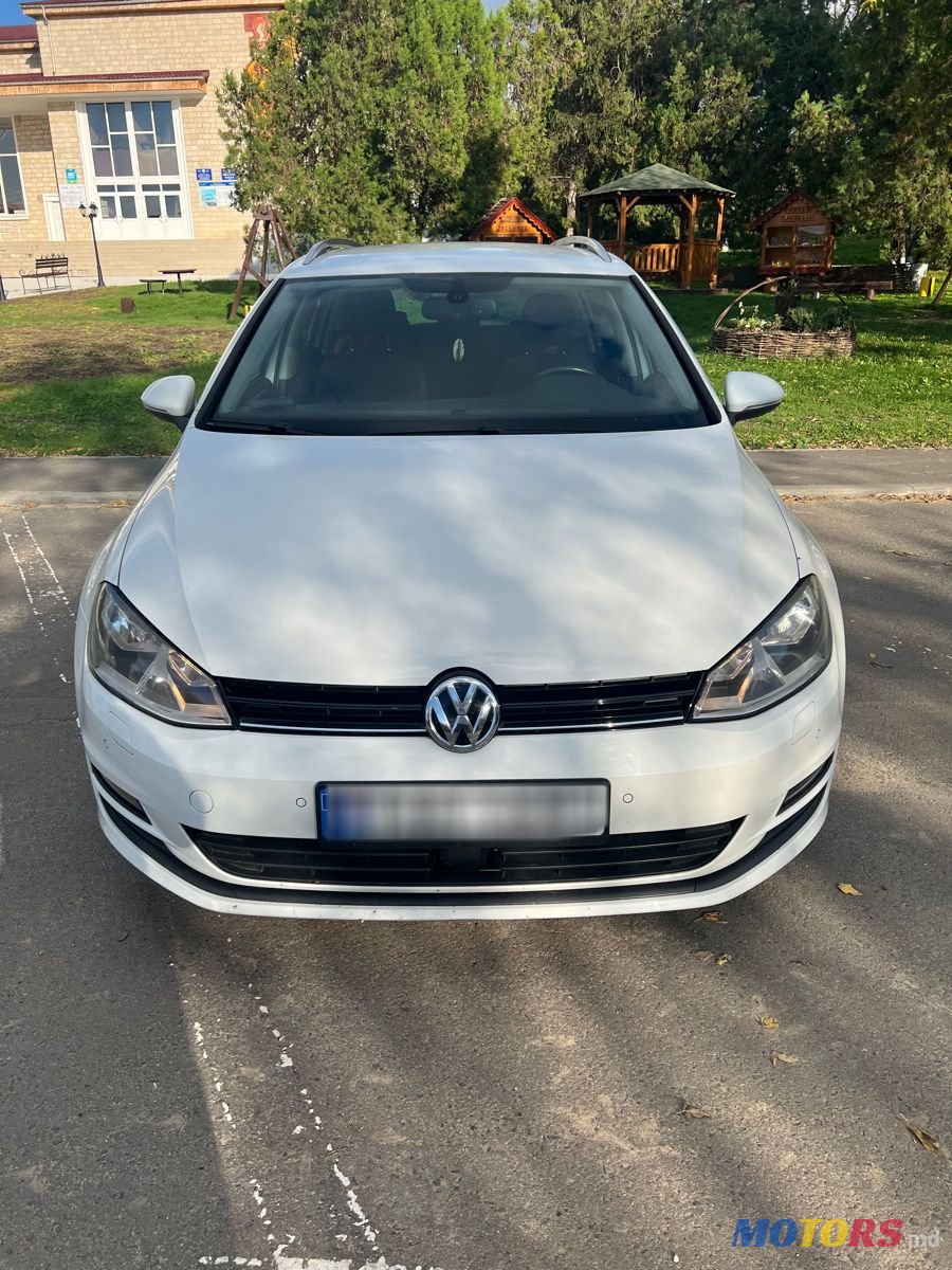 2014' Volkswagen Golf photo #3